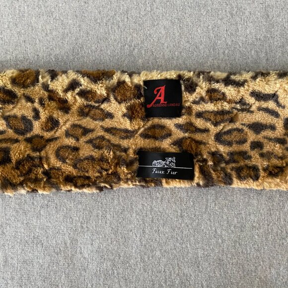 Adrienne Landau Scarf Animal Print Faux Fur Pull Through Scarf - Picture 4 of 13